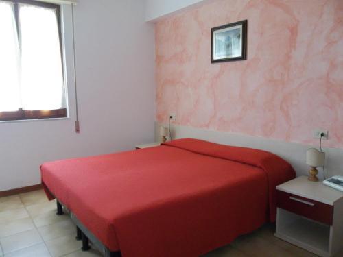 Albergo Ristorante Gori อาเมเกลีย ภายนอก รูปภาพ